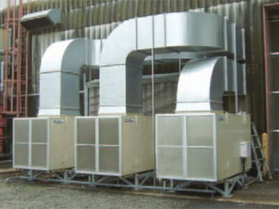 気化熱を利用した、吹込式涼風装置(写真はカマクラ社製)によるエコ型環境改善